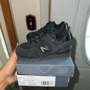 New Balance Black Sneakers Mesh Synthetic Upper